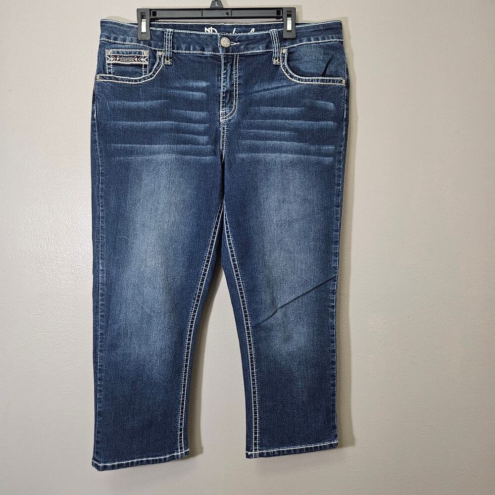 ND Weekend Womens Sz 16 Capris Embellished Blue Jeans Stretch Y2K Boho Western